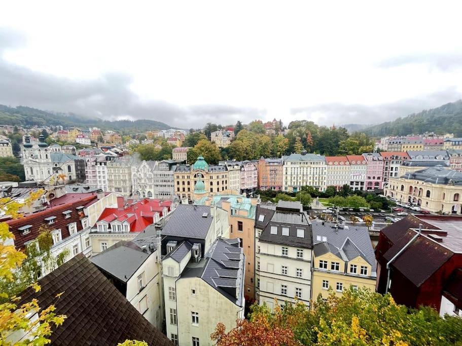 Bohemian City - Amazing View, Garage Karlovy Vary Exteriér fotografie